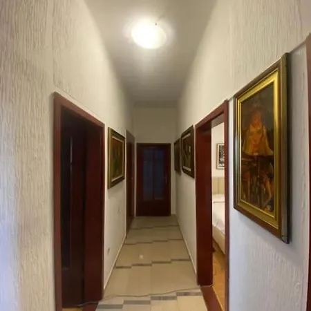 Lux Downtown Apartamento Podgorica